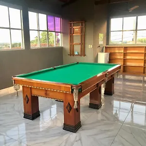 Casa 3/4 Com Piscina E Mesa De Sinuca Em Caldas Novas